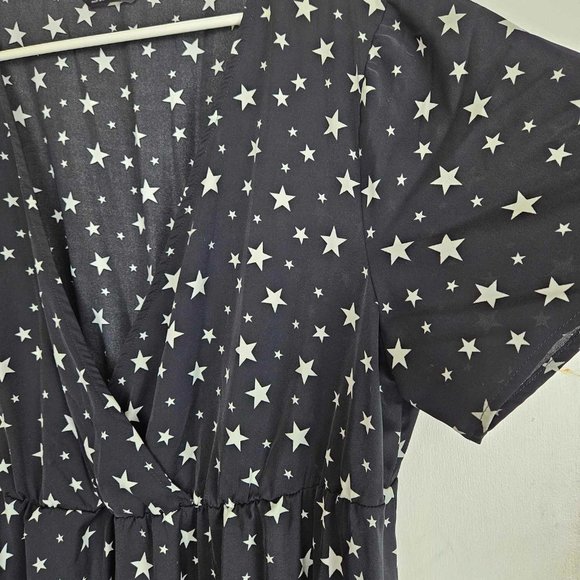 Shein Curve Long Black Dress with White stars, thin and flows beautifully, 4X - Picture 5 of 9